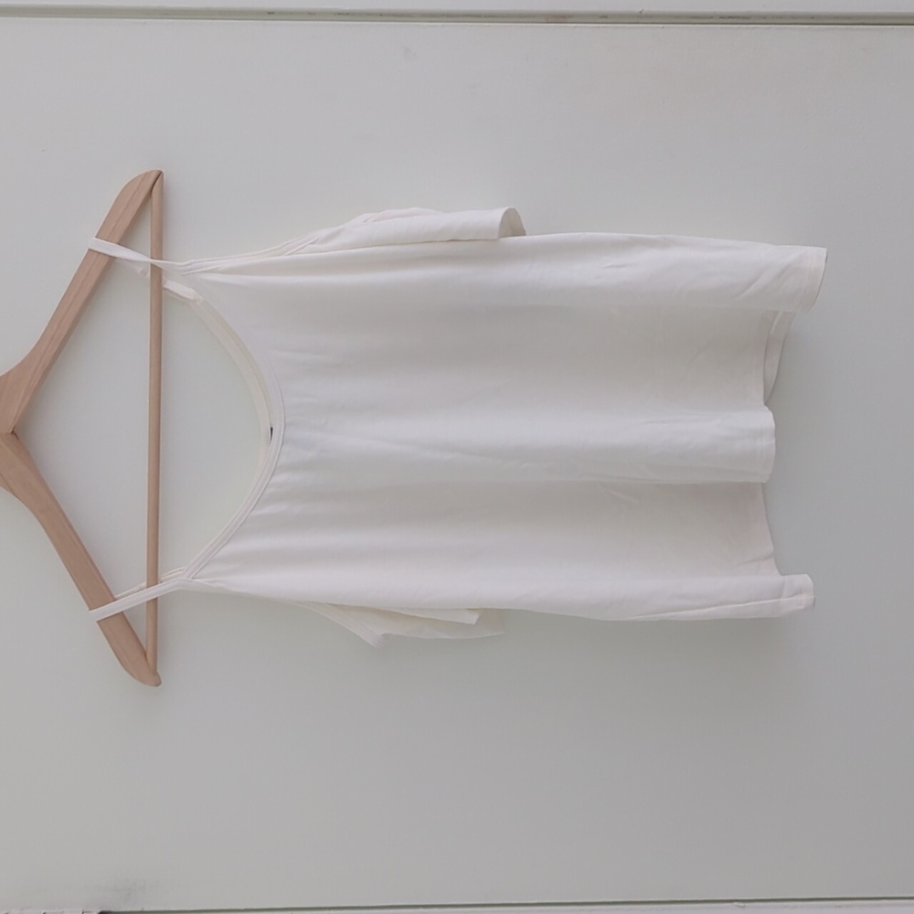 NWT Cold-shoulder top made in Montreal